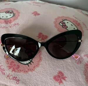 betsey Johnson Chic Black Cat-Eye Sunglasses